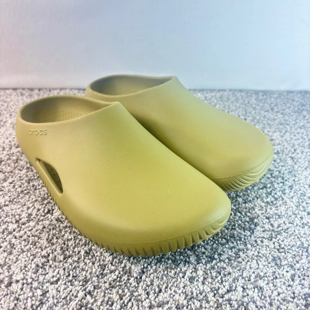 CROCS mellow recovery